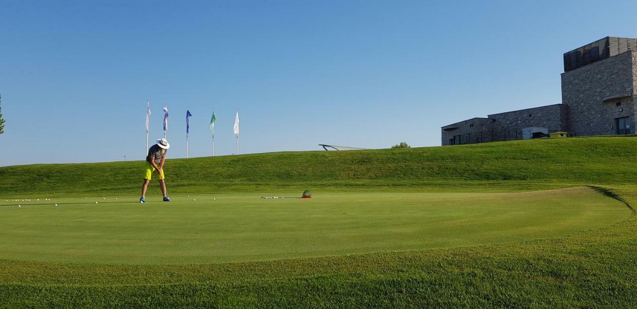 Apartment Golf Crveni Vrh Exteriör bild